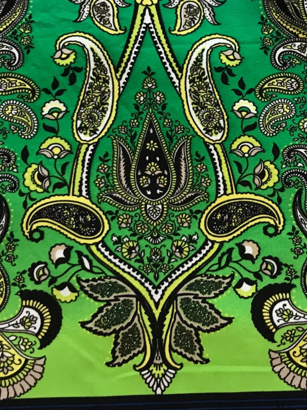 Lightweight & flowy Versona midi skirt in turquoise blue & green paisley (S) - Picture 12 of 16